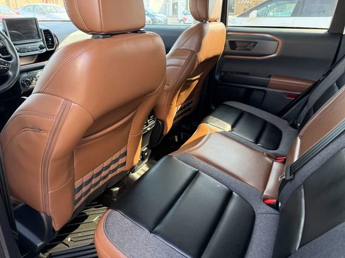 Used 2024 Ford Bronco Sport Outer Banks w/ Tech Package image 18