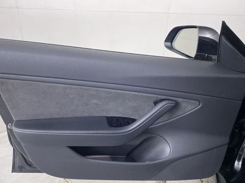 Used 2019 Tesla Model 3 Long Range AWD/4WD image 10