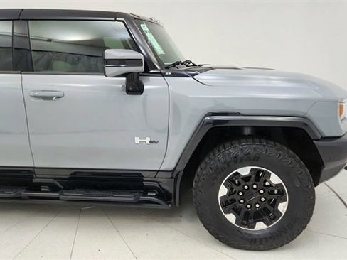 Used 2024 GMC Hummer EV 3X w/ Extreme Off-Road Package image 7