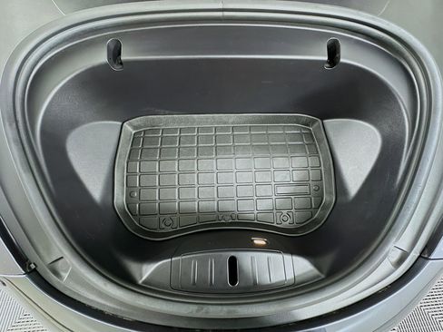 Used 2020 Tesla Model 3 Long Range image 31