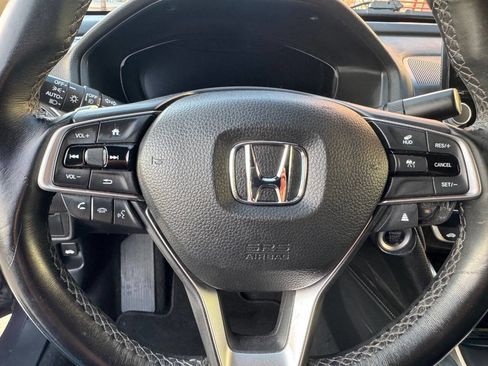Used 2022 Honda Accord Touring image 17