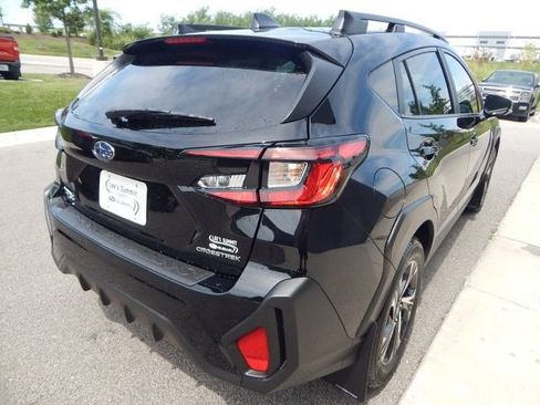 Certified 2025 Subaru Crosstrek 2.0i Premium image 7