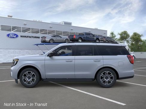 New 2026 Ford Expedition Active AWD/4WD image 4