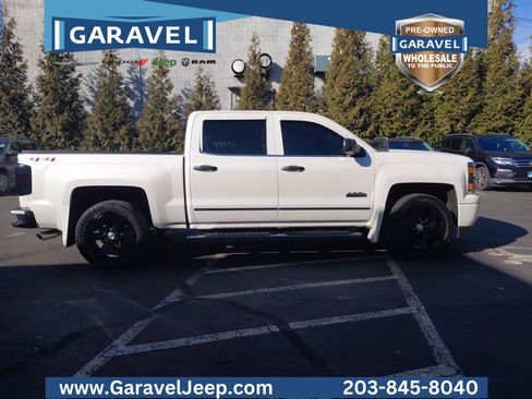 Used 2015 Chevrolet Silverado 1500 High Country w/ High Country Premium Package image 39