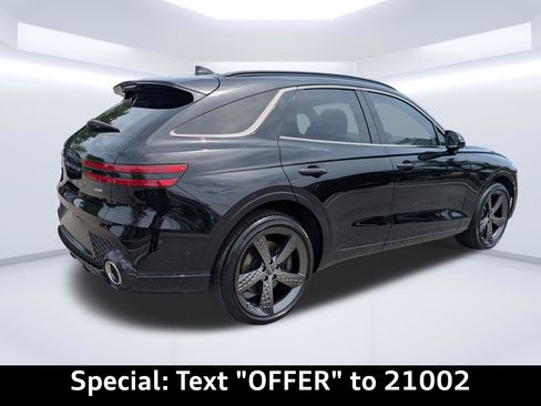 Used 2024 Genesis GV70 2.5T w/ Sport Prestige Package image 2