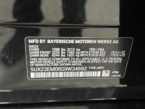 Certified 2025 BMW X7 xDrive40i w/ M Sport Package image 39