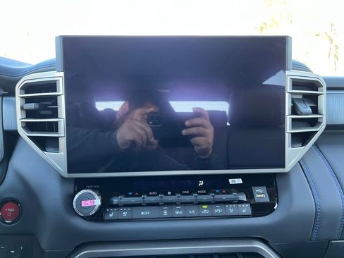 New 2026 Toyota Tundra Platinum w/ TRD Off-Road Package AWD/4WD image 20