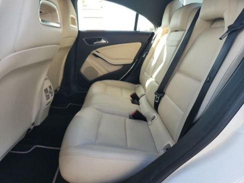 Used 2018 Mercedes-Benz CLA 250 image 18