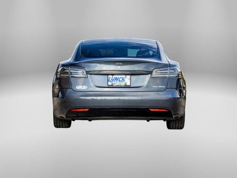 Used 2020 Tesla Model S Long Range Plus image 3