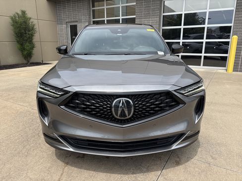 Used 2023 Acura MDX A-Spec AWD/4WD image 3