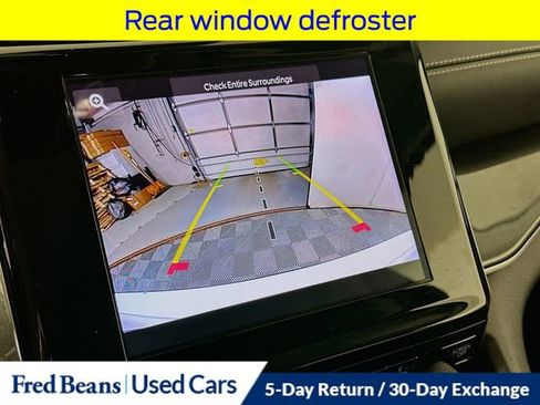 Used 2021 Jeep Grand Cherokee L Laredo w/ Luxury Tech Group I image 17