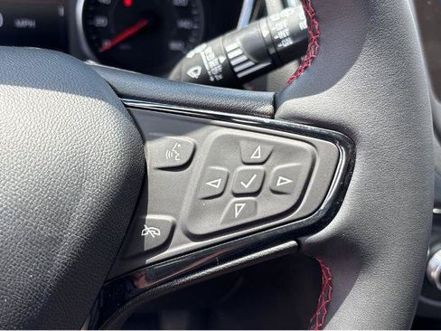 Used 2024 Chevrolet Equinox RS AWD/4WD image 21
