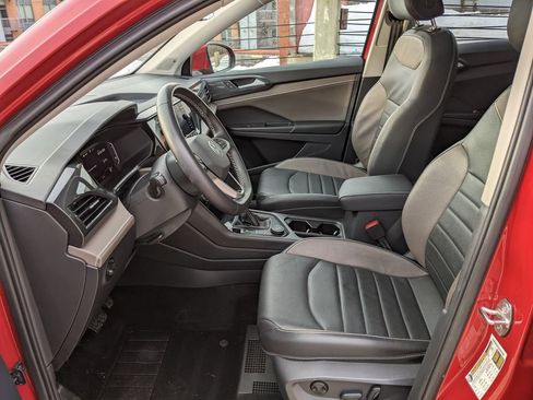 Certified 2023 Volkswagen Taos SEL image 11