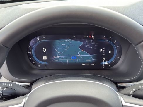 Certified 2025 Volvo XC60 B5 Plus image 17