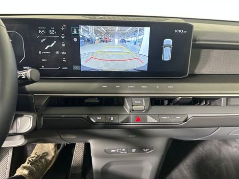 Used 2024 Kia EV9 Wind image 22