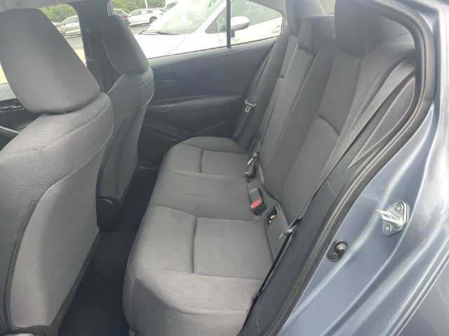Used 2025 Toyota Corolla LE FWD image 29