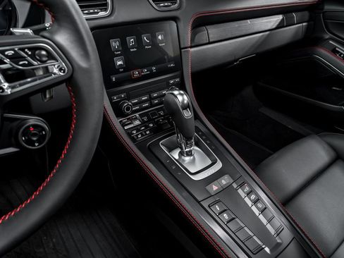 Used 2025 Porsche 718 Cayman GTS image 22