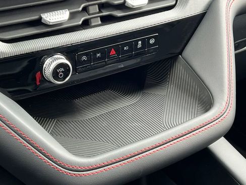 New 2026 Ford Explorer ST-Line w/ ST-Line Street Pack image 31