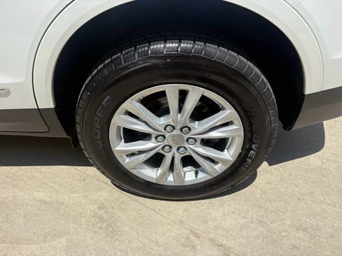 Used 2021 Cadillac XT5 Luxury w/ LPO, Floor Liner Package FWD image 36