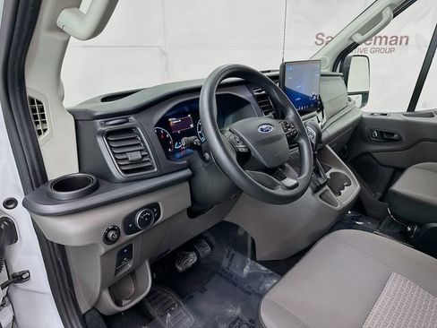 Used 2024 Ford Transit 350 XLT image 8