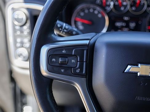 Used 2021 Chevrolet Silverado 1500 LT image 17