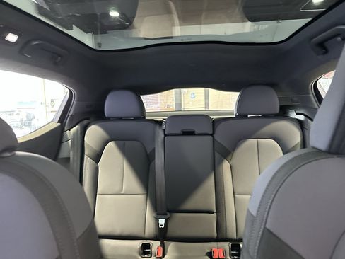 Used 2021 Polestar Polestar 2 image 27