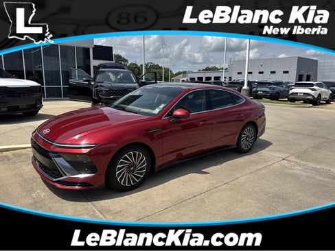 Used 2024 Hyundai Sonata Limited FWD image 1
