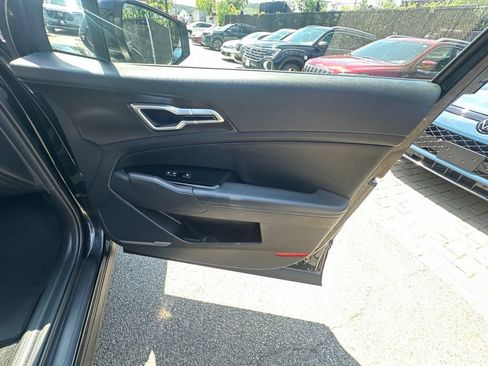 Used 2025 Kia Sportage EX w/ Premium Package AWD/4WD image 36