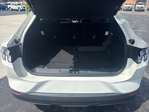 Used 2025 Ford Mustang Mach-E Premium image 11