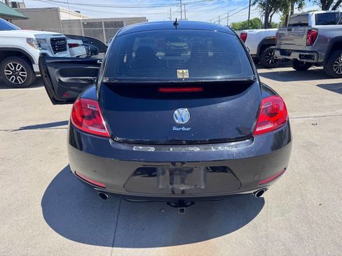 Used 2012 Volkswagen Beetle 2.0T image 10