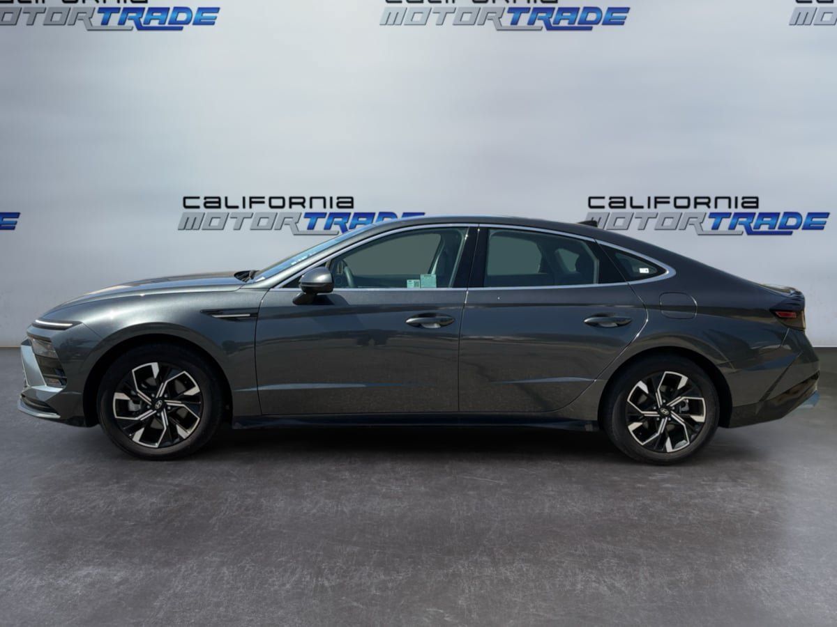Used 2024 Hyundai Sonata SEL FWD image 8