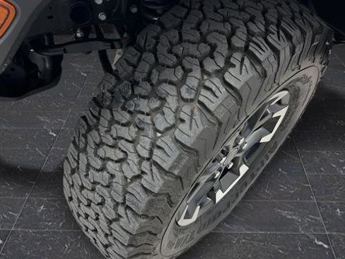 Used 2025 Jeep Wrangler Unlimited Rubicon 4xe image 36