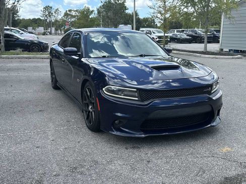 Used 2016 Dodge Charger R/T Scat Pack w/ Beats Audio Group RWD image 8