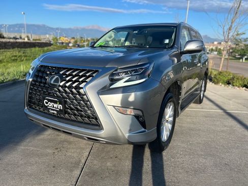 Used 2021 Lexus GX 460 Premium w/ Premium Package AWD/4WD image 3