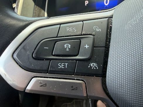 Used 2024 Volkswagen Jetta SE image 18