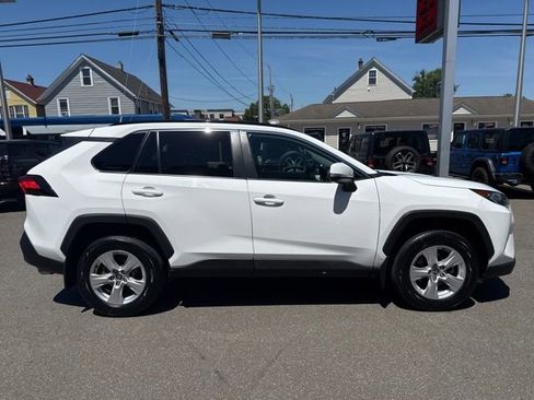 Used 2020 Toyota RAV4 XLE w/ All Weather Liner Package AWD/4WD image 5