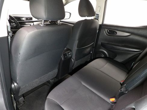 Used 2020 Nissan Rogue Sport S AWD/4WD image 11