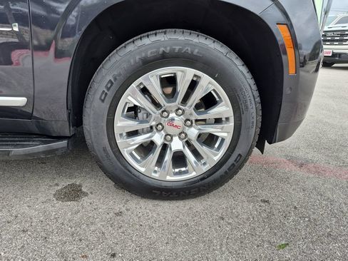 Certified 2025 GMC Yukon Denali RWD image 16