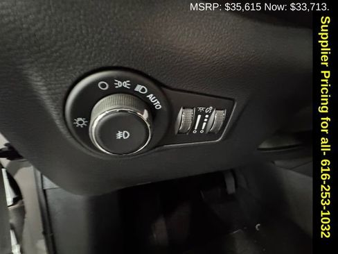 New 2026 Jeep Compass Trailhawk image 23