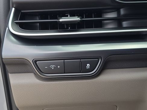 New 2027 Kia Carnival FWD image 28