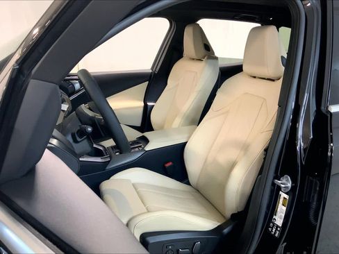 New 2026 BMW X3 xDrive30 w/ Convenience Package AWD/4WD image 9