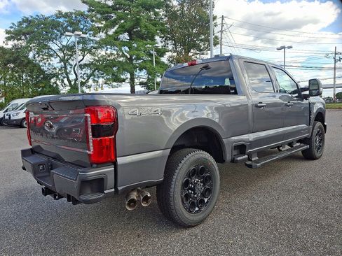 New 2026 Ford F250 Lariat w/ Black Appearance Package image 7