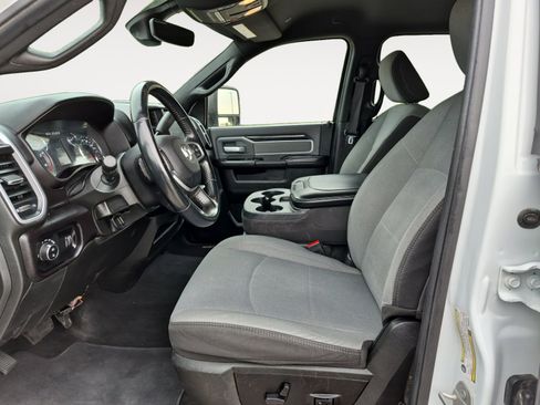 Used 2023 RAM 2500 Big Horn w/ Level 1 Equipment Group AWD/4WD image 21