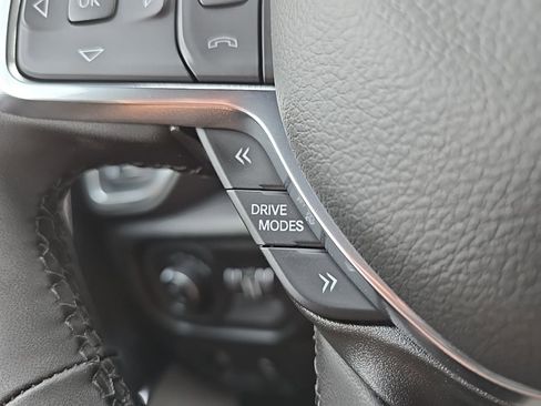 New 2026 RAM 1500 Laramie AWD/4WD image 22