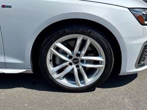 Used 2023 Audi A4 2.0T Premium w/ Convenience Package AWD/4WD image 10