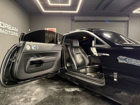 Used 2015 Rolls-Royce Wraith RWD image 18