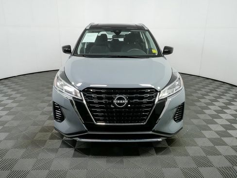 Used 2023 Nissan Kicks SV image 32