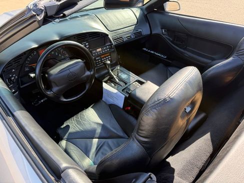 Used 1996 Chevrolet Corvette Convertible RWD image 14