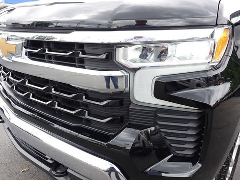 Used 2024 Chevrolet Silverado 1500 LT AWD/4WD image 53