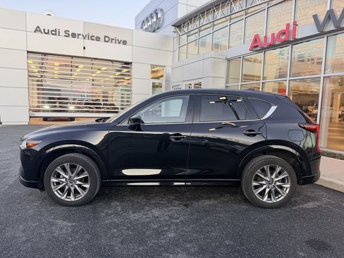 Used 2024 MAZDA CX-5 AWD 2.5 S w/ Premium Plus Pkg image 3